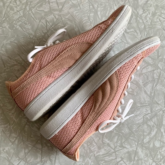 Puma Vikky Peach Mesh Sneakers 7 - Picture 5 of 9